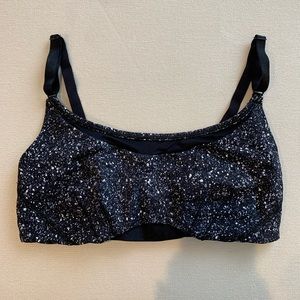 Lululemon sports bra, size 6